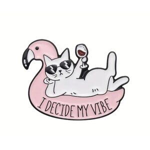 Cute Enamel White Cat Brooch Pin for Bags & Clothing "I Decide My Vibe" Cartoon